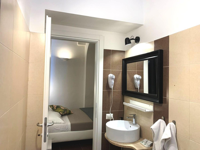 Others 5, Eccelso Suites, Rome