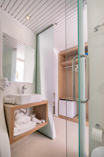 Bathroom 2, Aloe Hotel – Adults Only, South Aegean