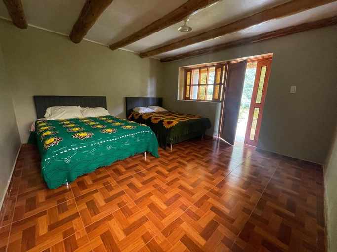 Albergue Casa de Piedra - Vaquería, Yungay