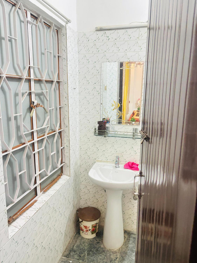 Bedroom 3, Glow, Kamrup Metropolitan