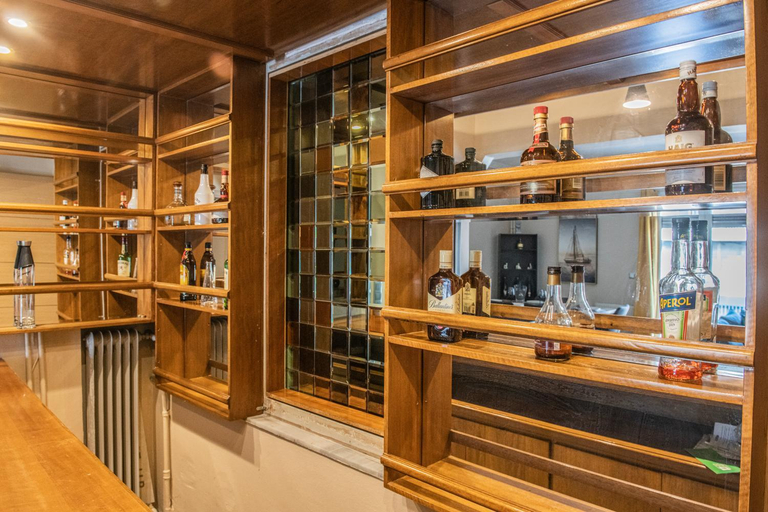 Others 5, Urban Oasis, Stylish Apartment in Piraeus Center, Attica