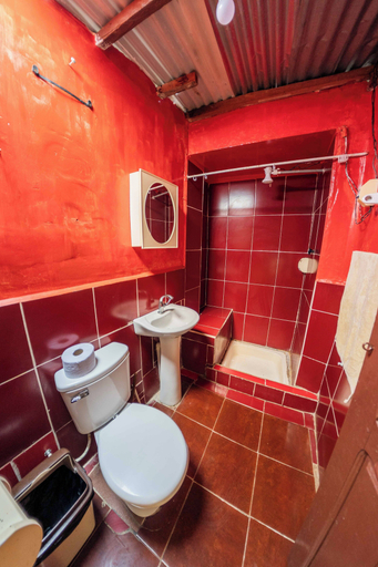 Bathroom 4, Skylake, Manco Kapac
