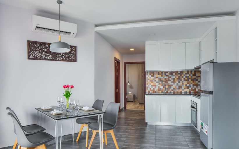 Dining Room 19