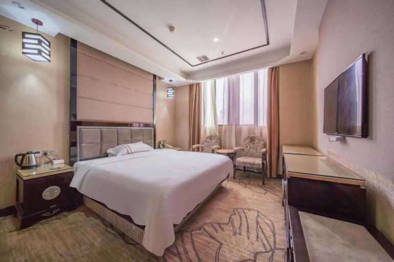 Bedroom 18