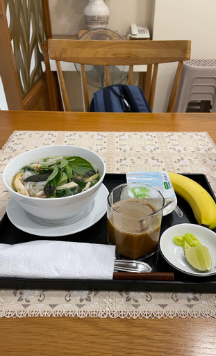 Food & Drinks