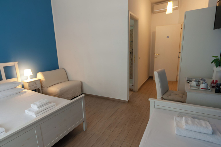Bedroom 3, Magna Cura Guest House, Roma