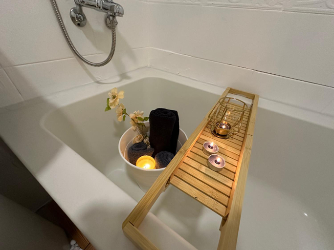 Bathroom 3, Sinlim Space BnB, Gwanak