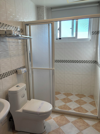 Bathroom 5, Happy Life Hostel, Taitung