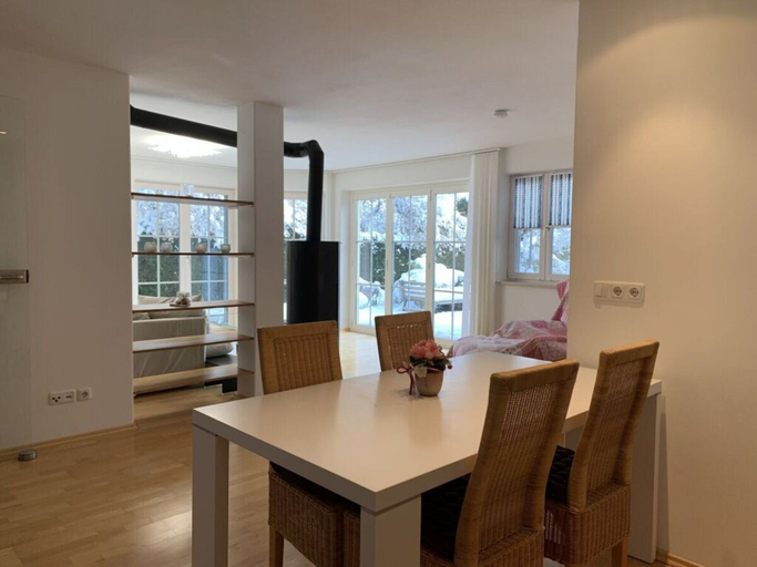 Dining, Holiday Apartment Paradise by the Lake, Garmisch-Partenkirchen