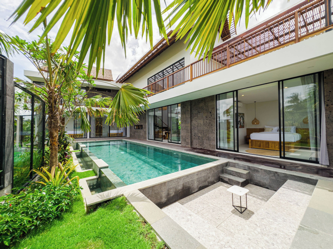 Swimming Pool 24