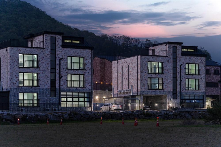 Konjiam Ire Pension, Gwangju