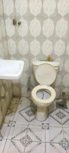 Bathroom, الاتحاد بالهرم, Al-'Umraniyah