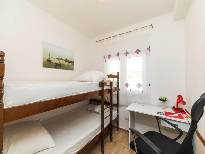 Bedroom 4, Simplistic Holiday Home in Okrug Gornji With Swimming Pool, Okrug