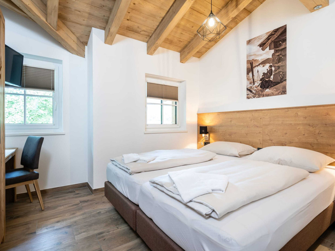 Bedroom 2, Chalet in Muhlbach Near Ski Amade, Sankt Johann im Pongau