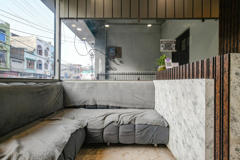 Public Area 5, FabHotel Orbit Homestay, Ujjain
