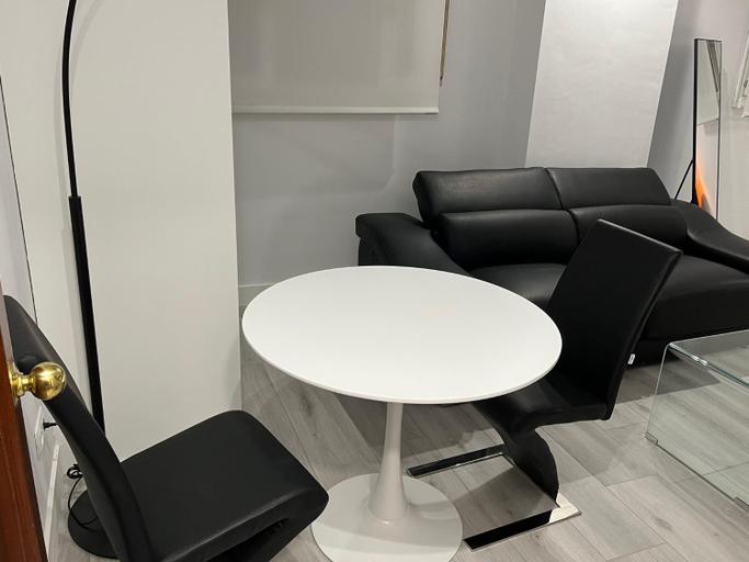 Others 4, H. Pelayo Autocheck-In Suites con Jacuzzi, Cantabria