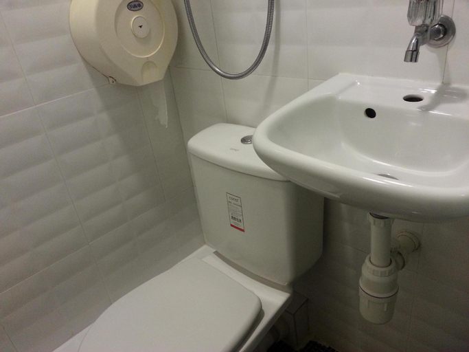 Bathroom 3