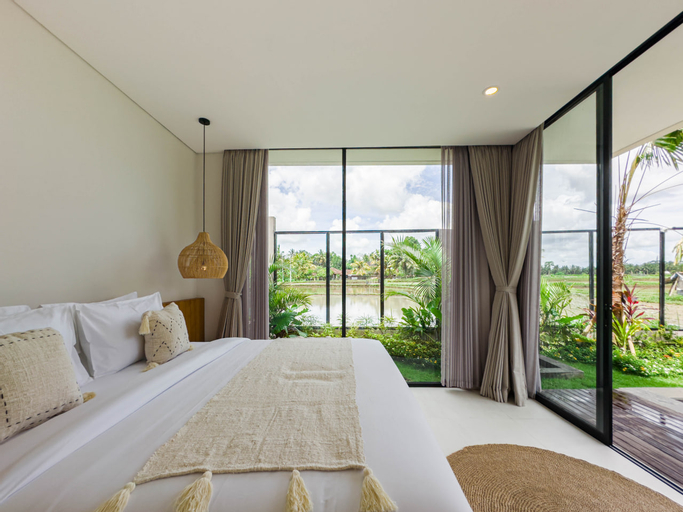Bedroom 30