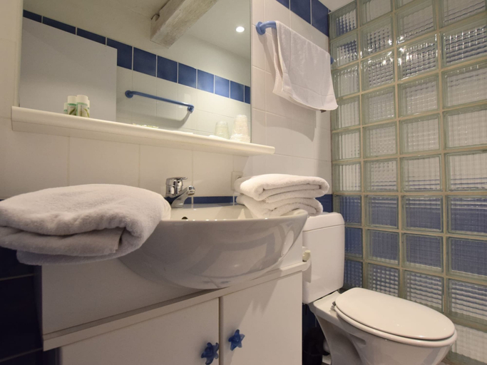 Bathroom, Holiday Home in Tenneville With Private Sauna, Luxembourg