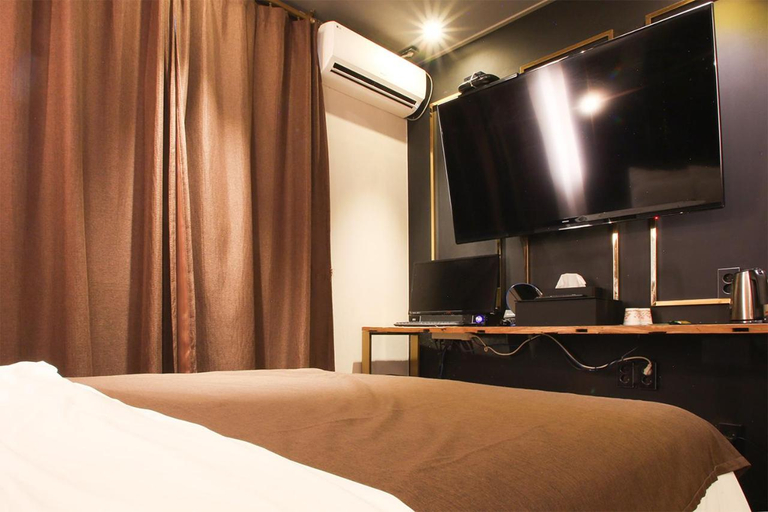 Bedroom 4, Cheonan A-Vant Hotel, Cheonan