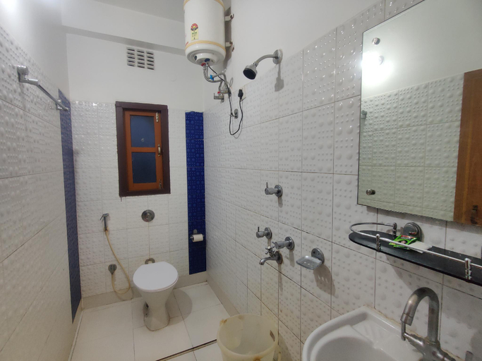 Others 5, Swastik Regency, Darjiling