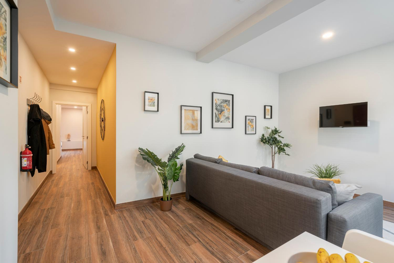Shared lounge/TV area