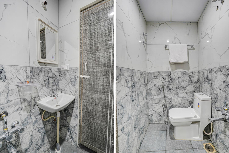 Bathroom 4, FabHotel Ivory Pearl Koramangala, Bangalore