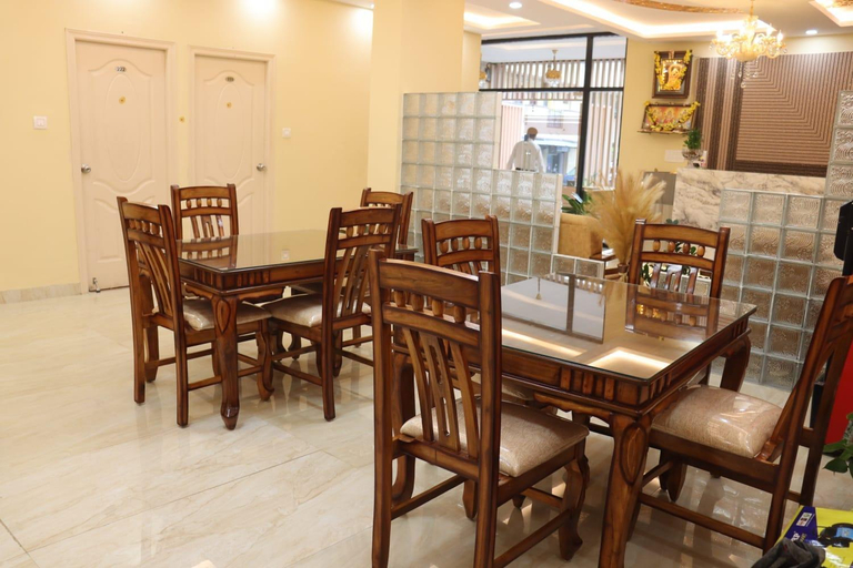 Food & Drinks 5, Otel Feel Comfort, Bangalore