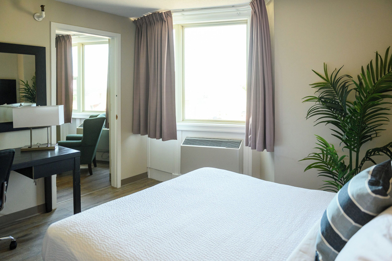 Bedroom 3, Rodd Grand Yarmouth Hotel, Yarmouth