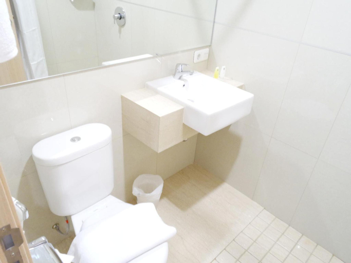 Bathroom 3