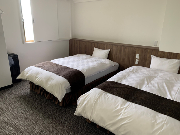 Bedroom 5, Sun Plaza Hotel, Miyakonojō