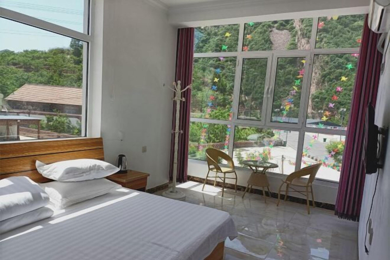 Bedroom 3, Xinglong Xiaoshan Farmhouse, Chengde