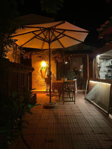Food & Drinks 4, Palmiye Evi, Foça