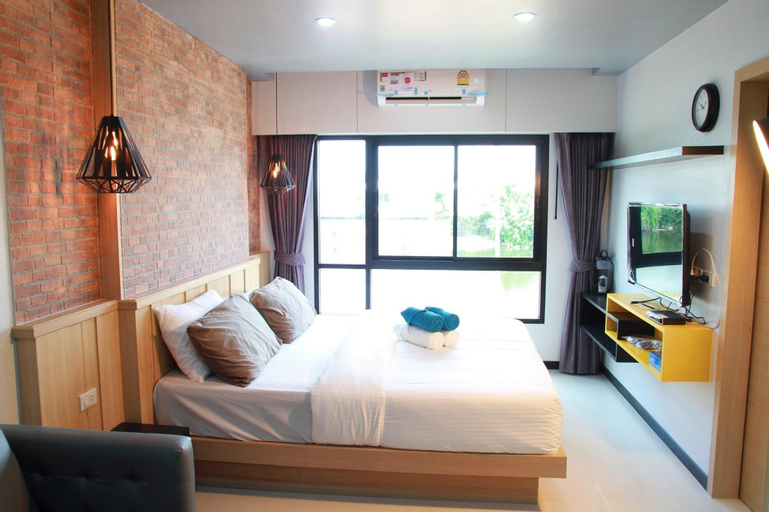 Bedroom 16