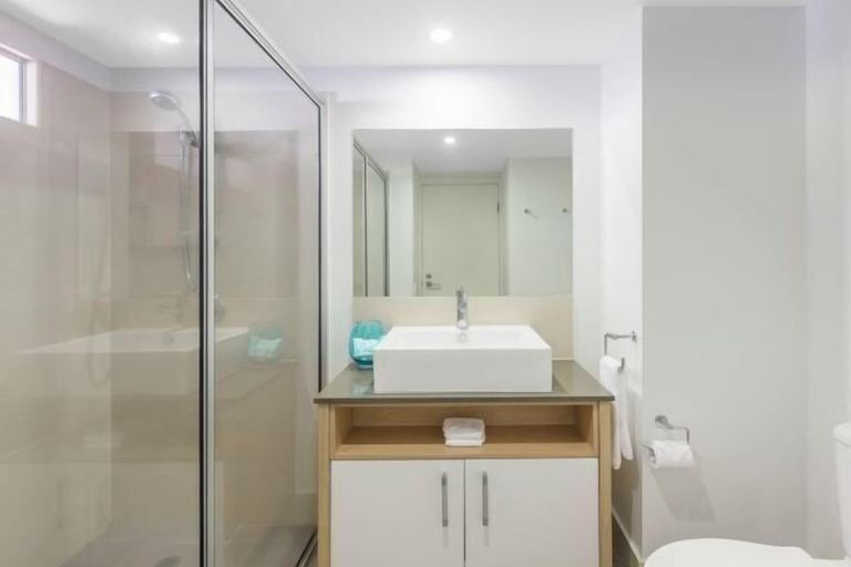 Bathroom 7