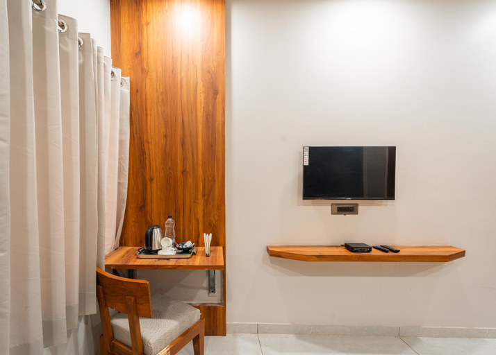 Bathroom 7