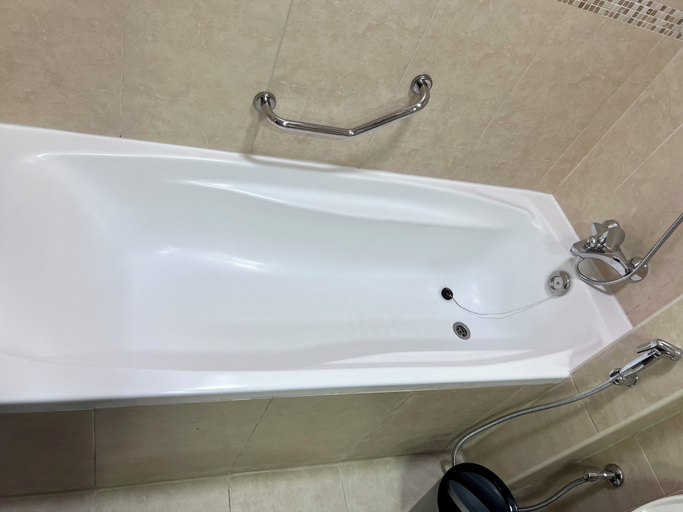 Bathroom 3, Cosmos Living - Goldcrest Views1, Dubai