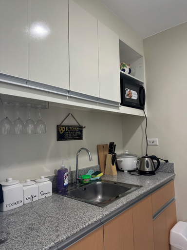 S & E condo with Panoramic view, Iloilo City