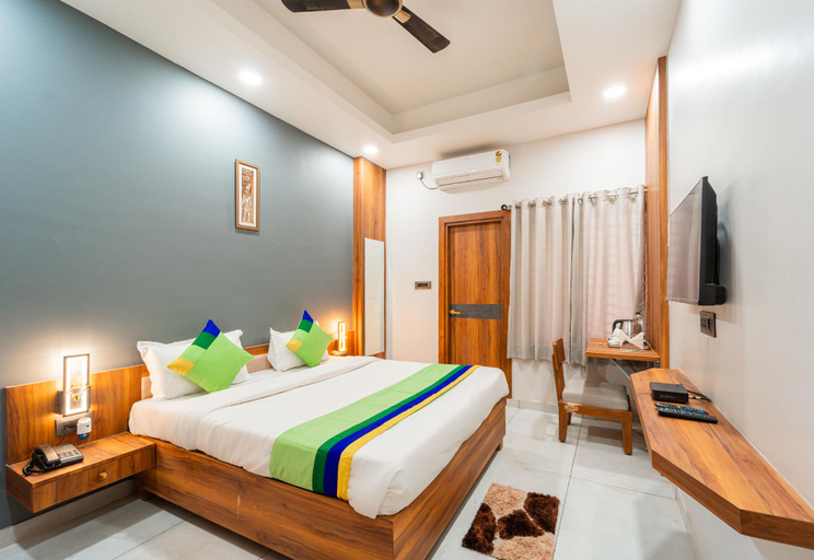 Bedroom 6