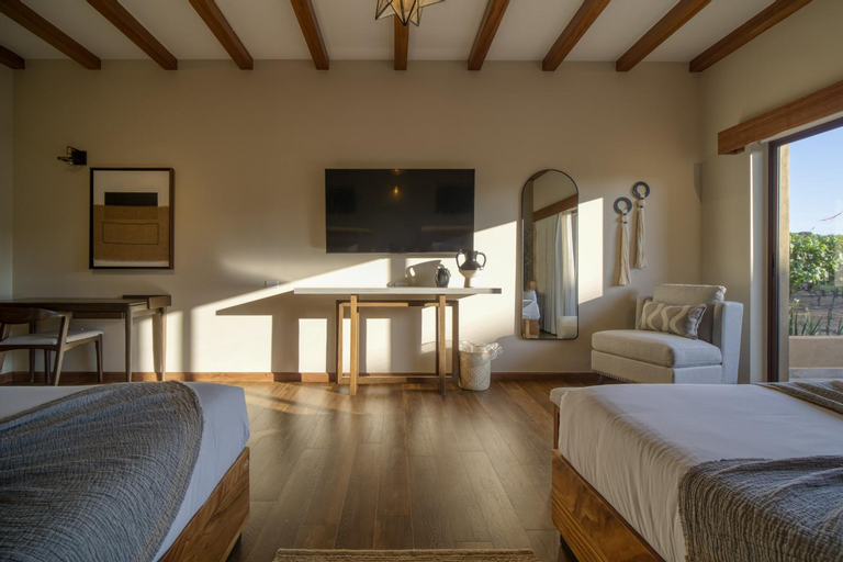 Bedroom 3, Emmalu Hotel Boutique, Ensenada