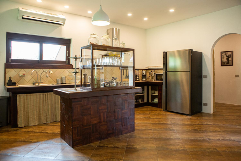 2, MAiLO pool villa 5BR 10 guests, Ko Samui