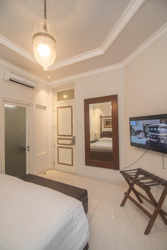 Bedroom 19