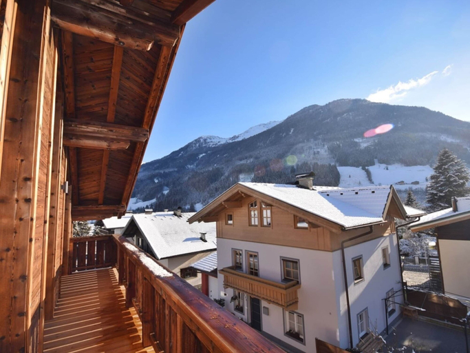 Exterior & Views 2, Chalet in Neukirchen Near Ski Slopes, Zell am See
