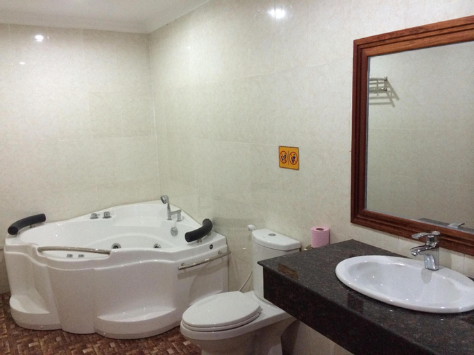 Bathroom 2