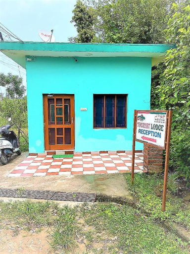 Public Area 1, tourist lodge, Kangra