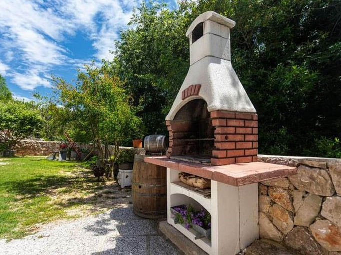 Others 4, Holiday Home in Polje Near Beach, Dobrinj