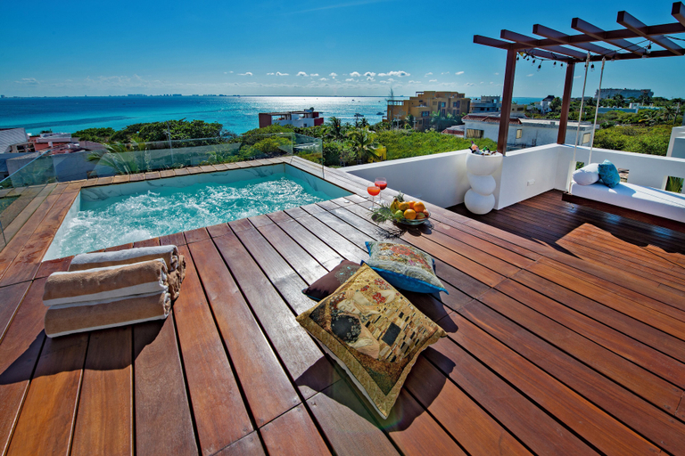 Sport & Beauty 4, CASA REYES Stunning Rooftop Oceanview, Isla Mujeres