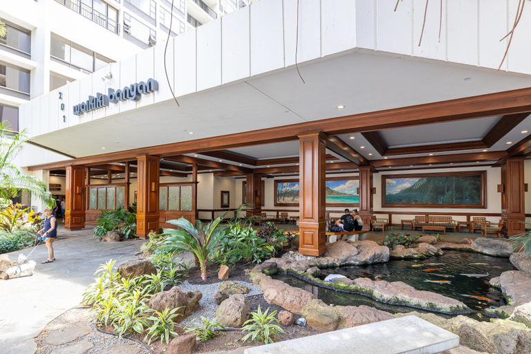 Exterior & Views 2, Mountain View Condo with King or Queen Bed and Parking, Honolulu