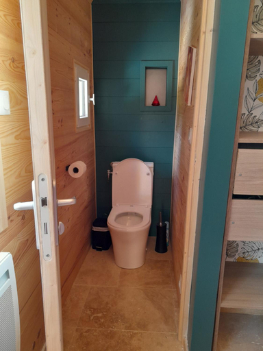 Bathroom 5, chambre-spa de la Truffiere, Dordogne