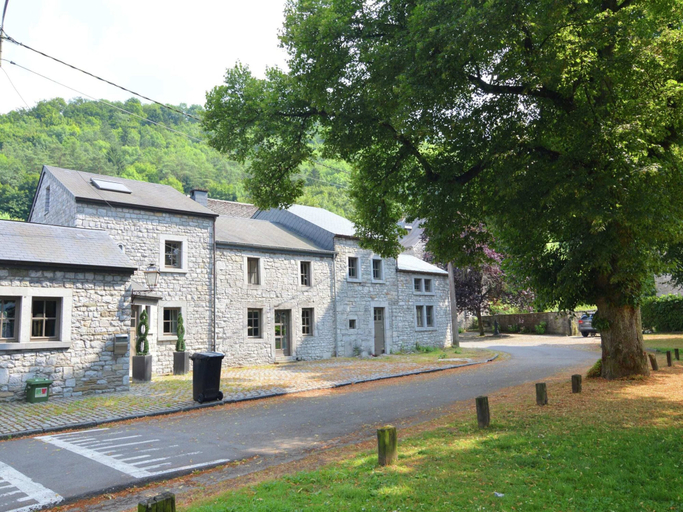between town of Spa and Durbuy, a lovely cottage, Liège